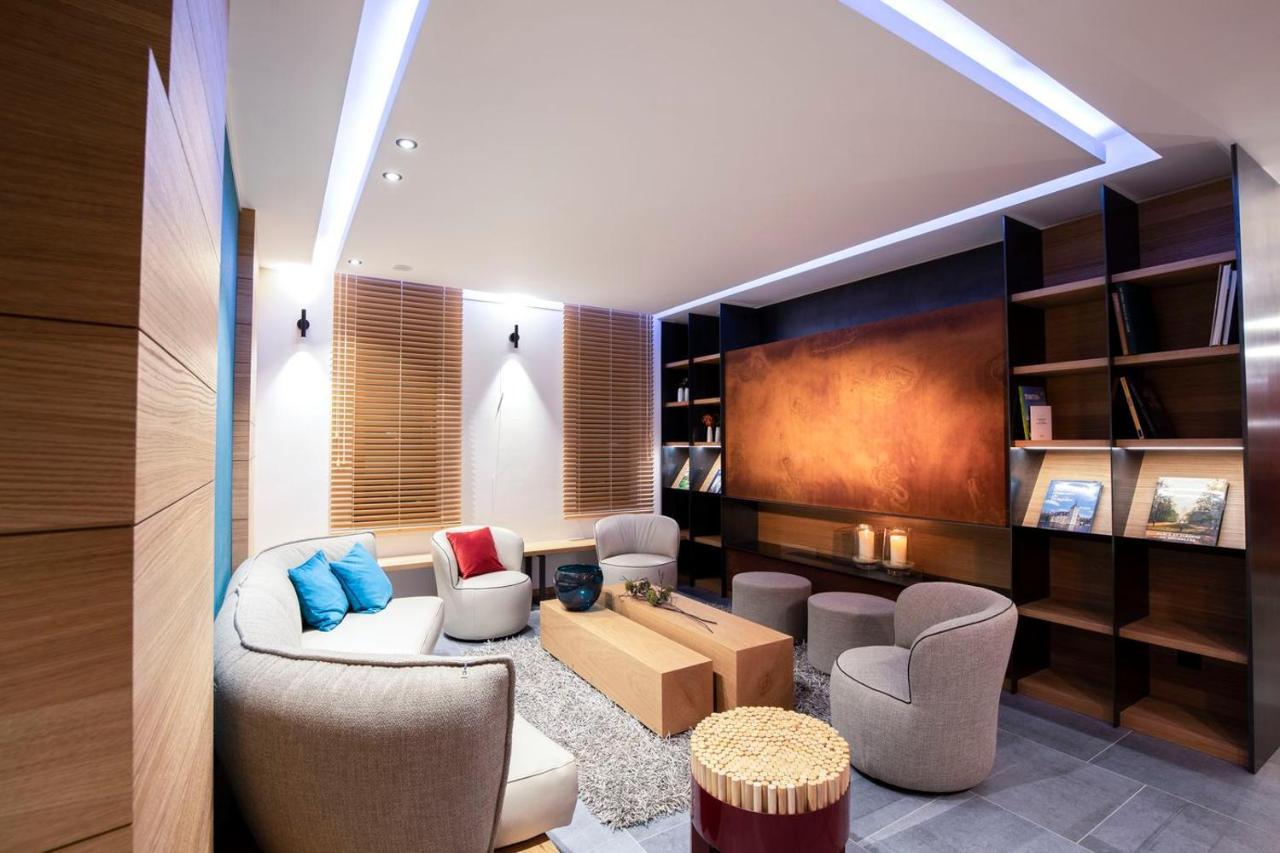 B-Lodge Boutique Hotel Louvain-la-Neuve Dış mekan fotoğraf